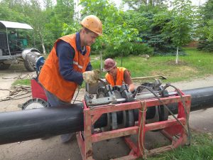 Подробнее о статье В Брянке ведутся работы по замене водовода. Водоснабжение отдельных улиц ограничено.