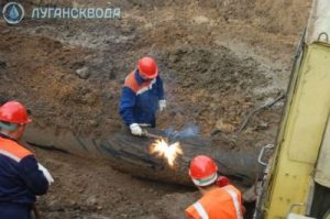 Подробнее о статье 23-24 ноября Лугансквода проведёт ремонт магистрального водовода. Водоснабжение отдельных населённых пунктов Брянки будет ограничено.